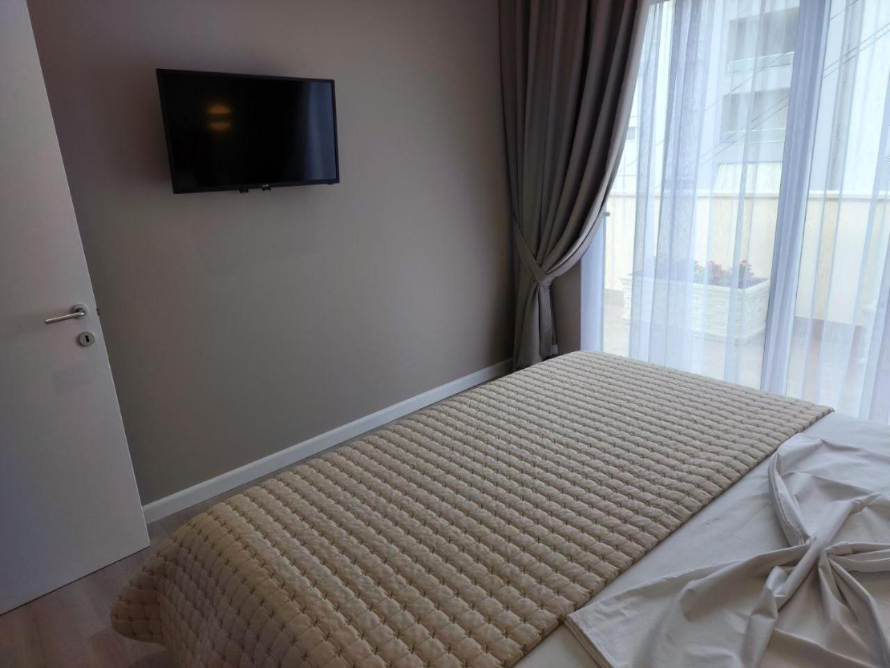 Hotel Maren Дуррес Номер фото