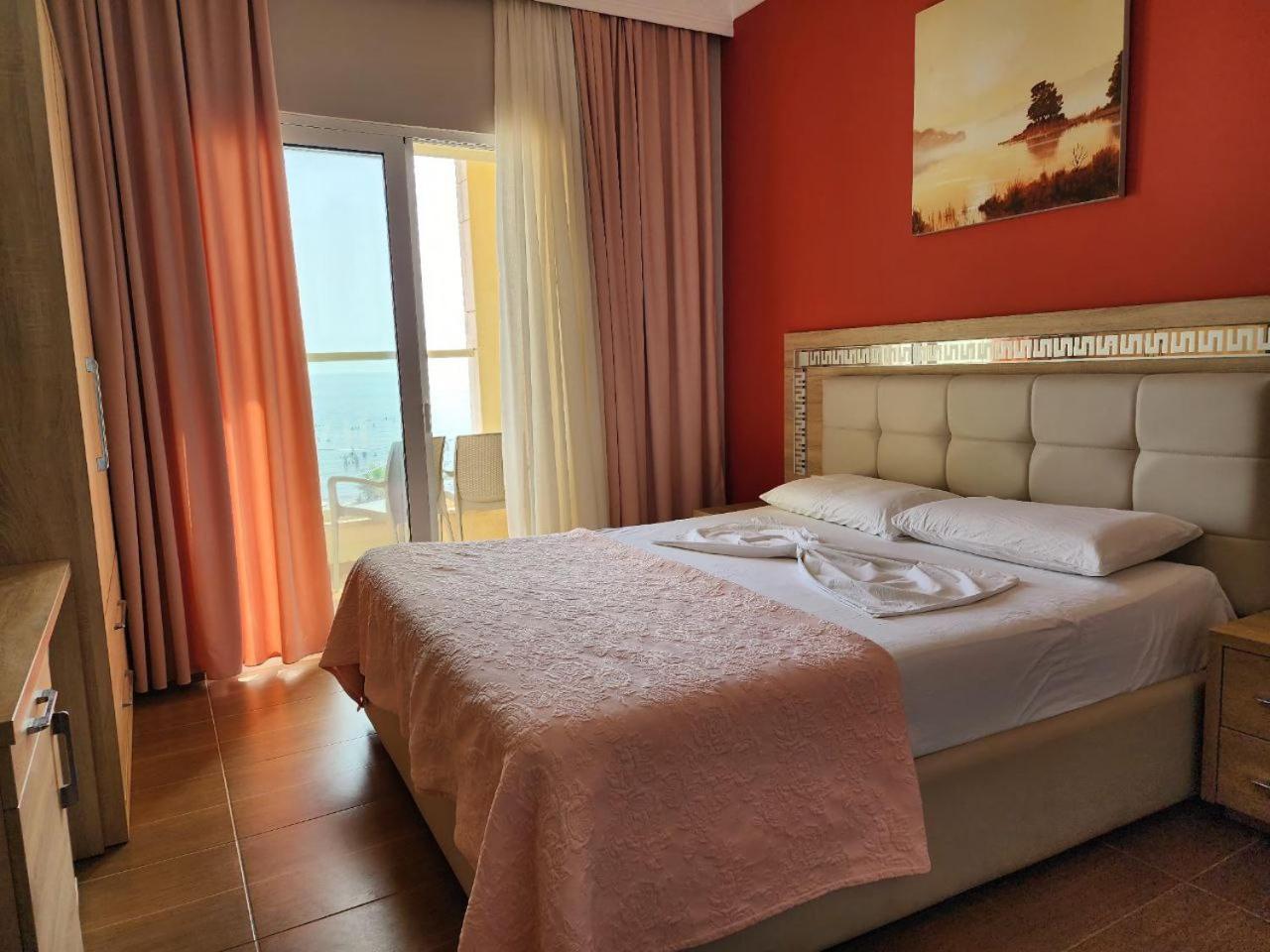 Hotel Maren Дуррес Экстерьер фото
